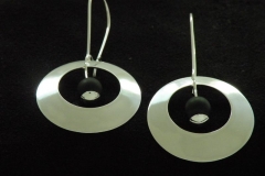 13015 Full moon -earrings with 8mm onyx